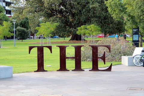 Adelaide Central Apartment - 3BR, 2Bath & Carpark - Accommodation Fremantle 0