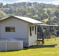 Valley Cabins By The Creek