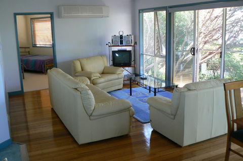 Sandy Point Beach Escape - Accommodation Fremantle 5