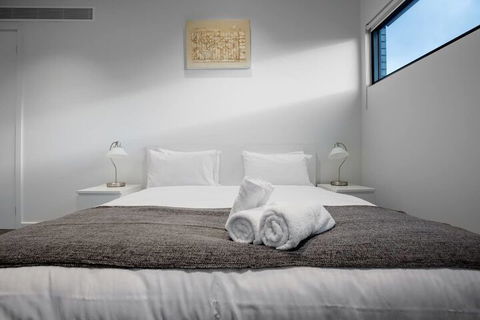 106 Modern Prestige 3 Storey New Establishment - Accommodation Fremantle 7