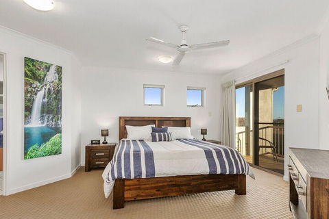 EXCLUSIVE OCEAN VIEW PENTHOUSE On MARINE PARADE - Accommodation Fremantle 2