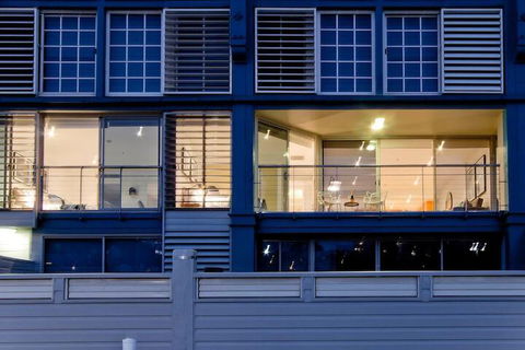 Absolute Sydney Harbour Front Luxury With Parking - Accommodation Fremantle 1