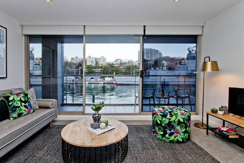 Absolute Sydney Harbour Front Luxury With Parking - Accommodation Fremantle 6
