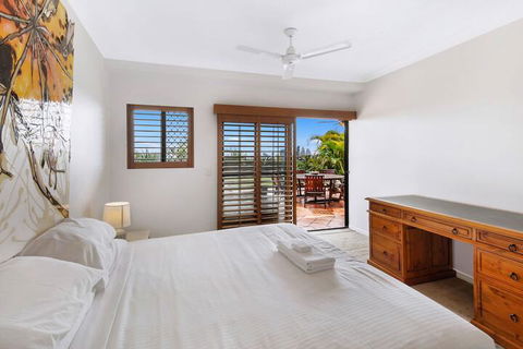 Stunning Ocean Views Large 3 Bedroom - Accommodation Fremantle 7