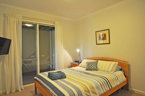 THE Sails 8 Linen Included Central Location - Accommodation Fremantle 3