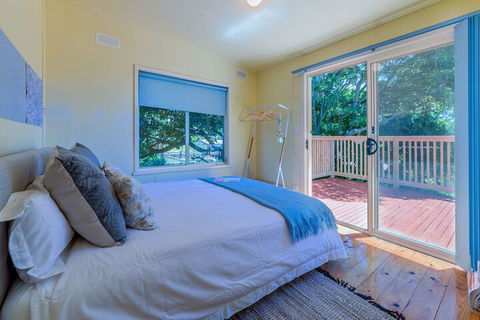 Inverloch Beach HUT Close TO Beach & Shops! - Accommodation Fremantle 4