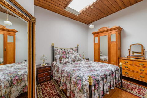 Sargeants & Armoury Cottages 1823 - Accommodation Fremantle 7