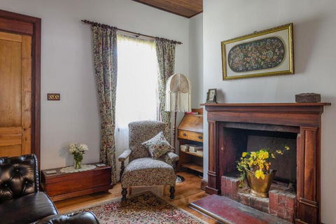 Sargeants & Armoury Cottages 1823 - Accommodation Fremantle 2