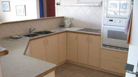 QUAYS 6 - Accommodation Fremantle 4