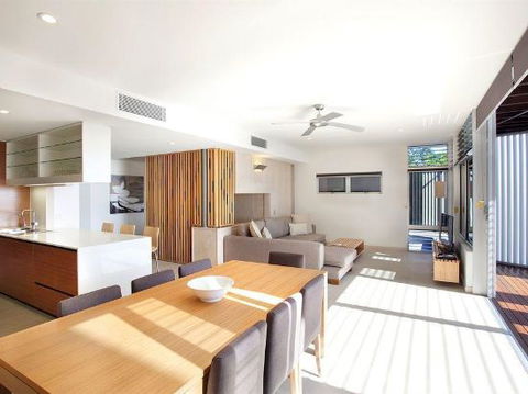 Outrigger Little Hastings Street Villas & Penthouses - Accommodation Fremantle 1