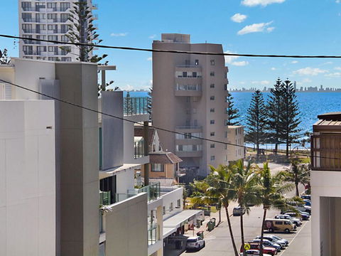 Woobera Unit 14 On The Hill Overlooking Tweed Heads & Coolangatta - Accommodation Fremantle 3