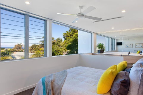 Blueys Beach House 5 Bedroom - Accommodation Fremantle 2