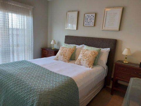 Annesley Central - Accommodation Fremantle 5