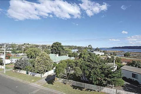 Triabunna Cabin And Caravan Park - Accommodation Fremantle 0