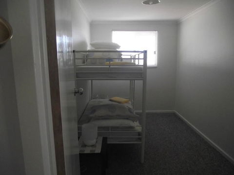 Aly's Cottage - Accommodation Fremantle 5