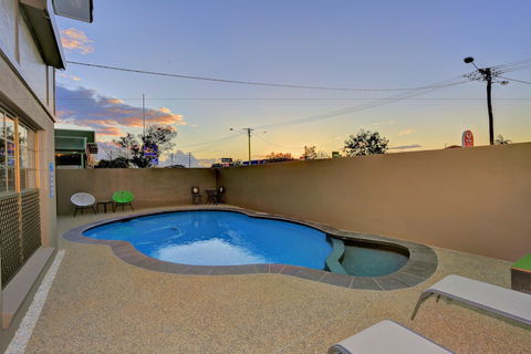 Chalet Motor Inn - Accommodation Fremantle 5