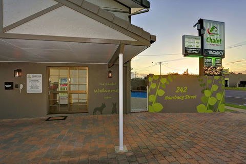 Chalet Motor Inn - Accommodation Fremantle 2