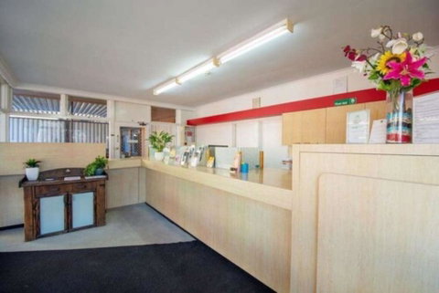 Midcity Motor Lodge - Accommodation Fremantle 2
