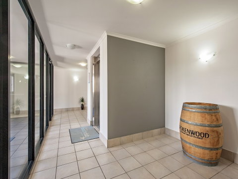 Shoal Bay Beachclub Apartments - Accommodation Fremantle 0