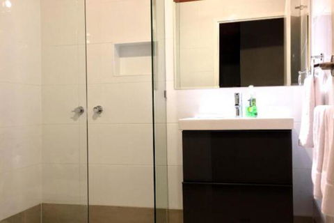 The Lookout Cave Underground Motel - Accommodation Fremantle 3