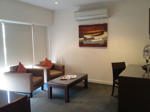 Adara St Kilda - Accommodation Fremantle 1