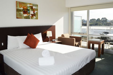 Adara St Kilda - Accommodation Fremantle 2