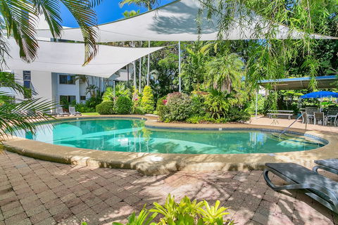 Beachfront Apartments On Trinity Beach - Accommodation Fremantle 0