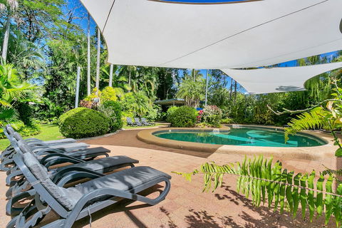 Beachfront Apartments On Trinity Beach - Accommodation Fremantle 5