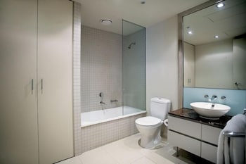 Astra Apartments - St Kilda Rd - Accommodation Fremantle 2