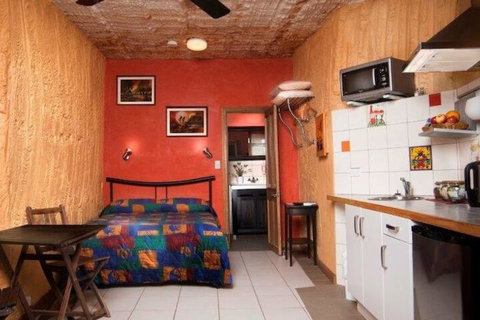 The Underground Motel - Accommodation Fremantle 3