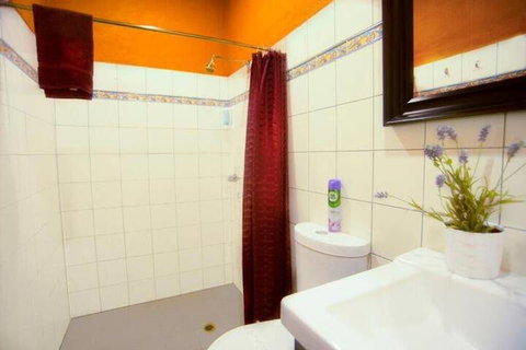 The Underground Motel - Accommodation Fremantle 7