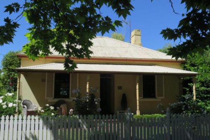 Orange NSW Accommodation Fremantle