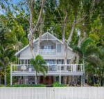 Decked Out by The Sea - Accommodation Fremantle