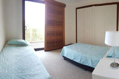 Million Dollar Views To Gold Coast - Accommodation Fremantle 3