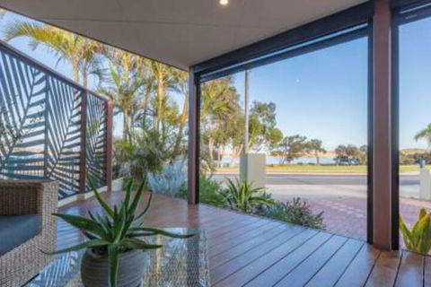 Starboard Views Kalbarri River Front Apartment - Accommodation Fremantle 2