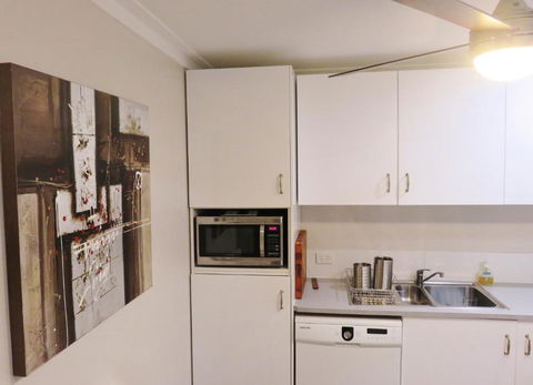 Shasta Place - Accommodation Fremantle 4