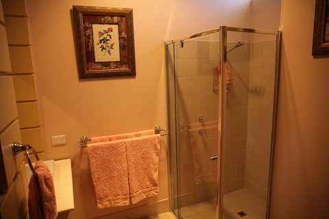 Burra Railway Station Bed & Breakfast - Accommodation Fremantle 2