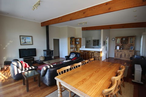 Fairways Close - Accommodation Fremantle 0
