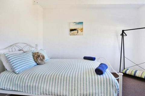 Lazy Days Beach House Jervis Bay â€“ Pet Friendly 4 Mins Walk To Beach - Accommodation Fremantle 4