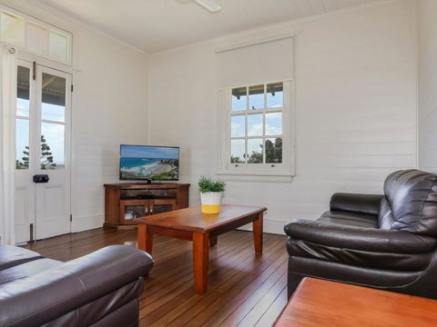 Yamba Pilot Cottage 2 Pets Welcome Close To Beach - Accommodation Fremantle 3