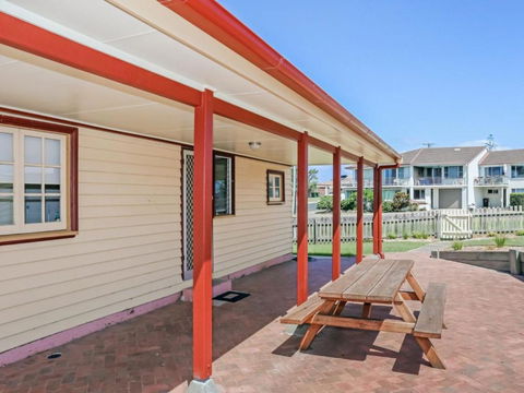 Yamba Pilot Cottage 1 Pets Welcome Close To Beach - Accommodation Fremantle 6