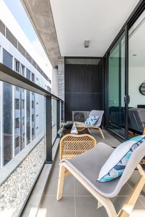 LIGHT AIRY SPACIOUS QUEENS ROAD APARTMENT - Accommodation Fremantle 4