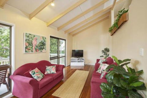 Straddie House - Accommodation Fremantle 6