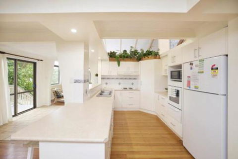 Straddie House - Accommodation Fremantle 2