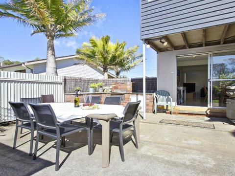 Middle Sea Perfect For Two Families - Accommodation Fremantle 5