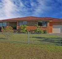 Culburra Getaway close to beach  lake