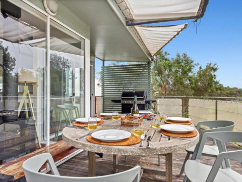 The Boathouse Comfortable Beachfront Home - Accommodation Fremantle 6