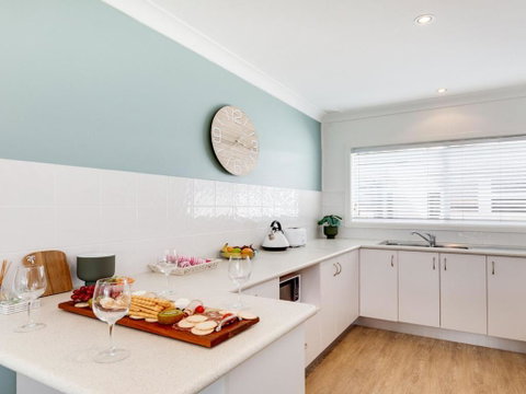 Ocean Blue Apartment Three Apartment On 2nd Level - Accommodation Fremantle 3