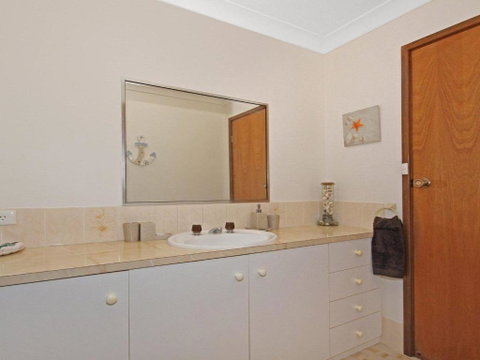 The Heights Home Style Comforts - Accommodation Fremantle 4
