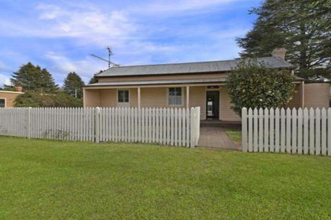 Station Masters Cottage Classic Quaint & Nostalgia - Accommodation Fremantle 0